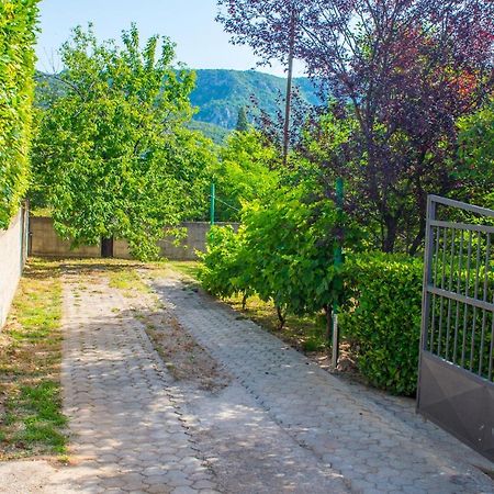 Holiday Home Narona Mostar Exterior foto